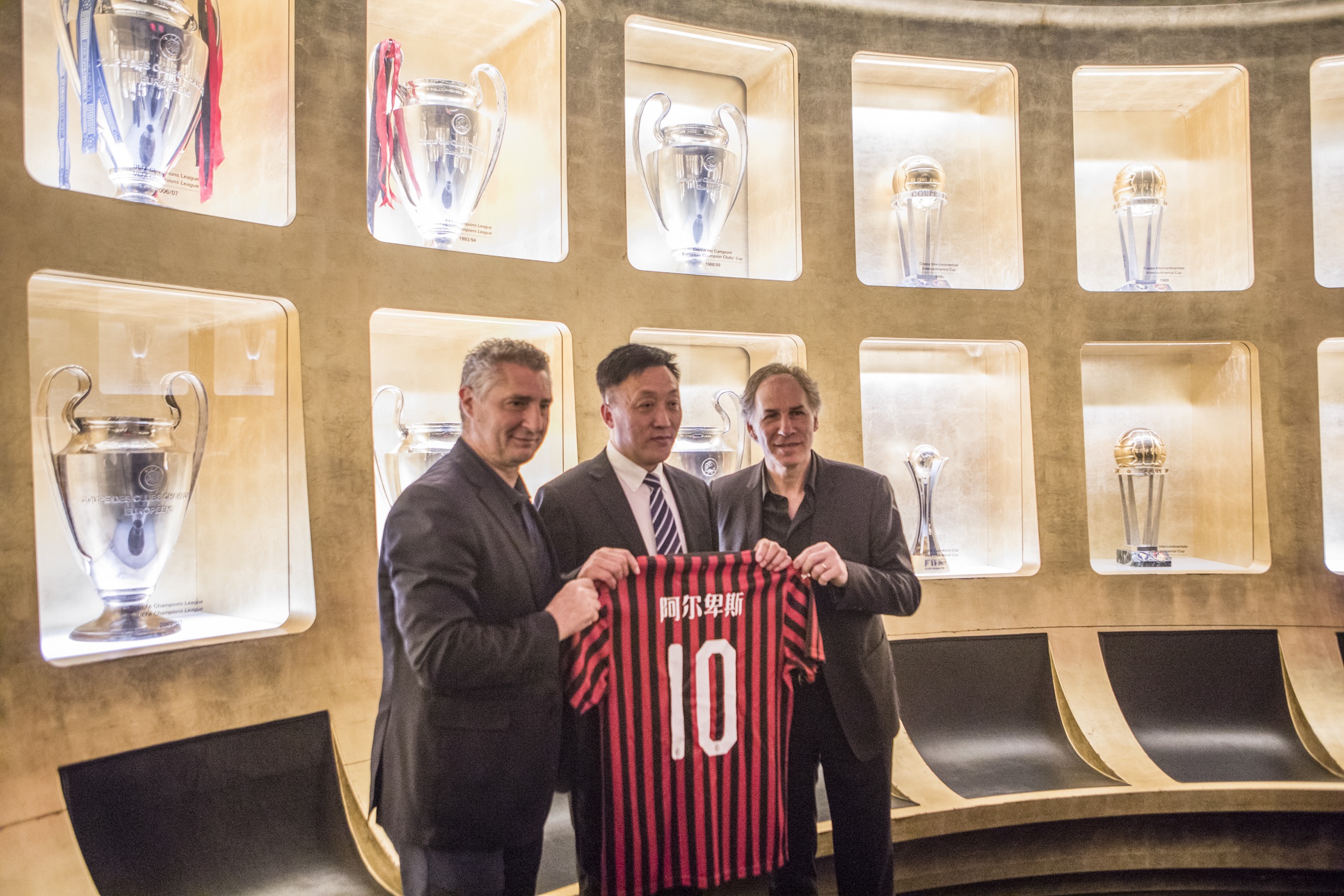 维尔茨首发68分钟被换下，英超14次出场仍是0球0助攻（维尔茨先发踢68分钟被换，英超14场仍0进球0助）