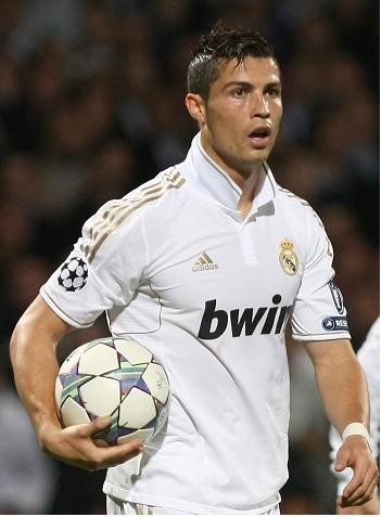 U22国足李镇全：团结且强大的集体，在正确道路上继续前进吧（U22国足李镇全：我们团结而强大，沿着正确的路继续前行）