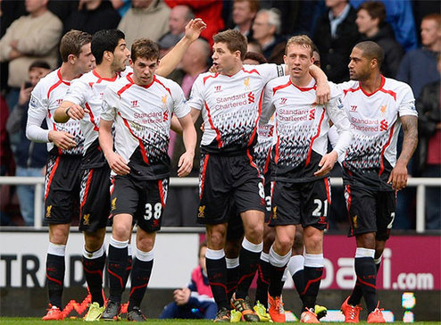 国际米兰VS科莫比分预测：实力差距下的前瞻（国际米兰对阵科莫比分展望：强弱分明的赛前解析）