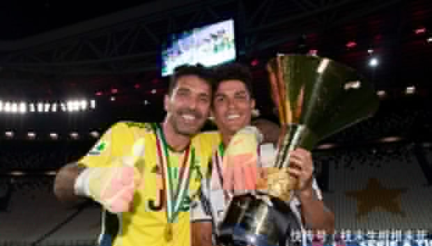 德转列美职联历史全明星11人：梅西领衔，伊布、贝克汉姆在列（德转评选美职联历史最佳11人：梅西领衔，伊布与贝克汉姆入选）