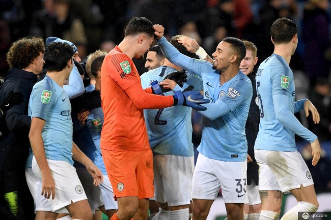 广岛三箭3-1柏太阳神夺冠，热尔曼-良、东俊希建功（广岛三箭3比1击败柏太阳神加冕，热尔曼-良与东俊希破门）