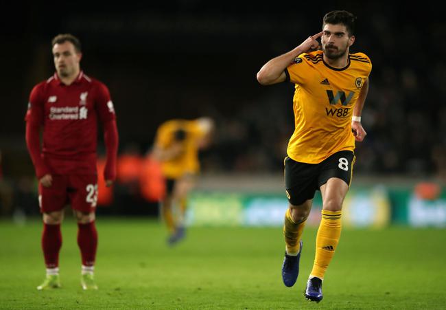 托蒂：罗马会退出争冠行列，国米、那不勒斯和米兰将战斗到底（托蒂：罗马已无缘争冠，国米、那不勒斯与米兰将战至最后）